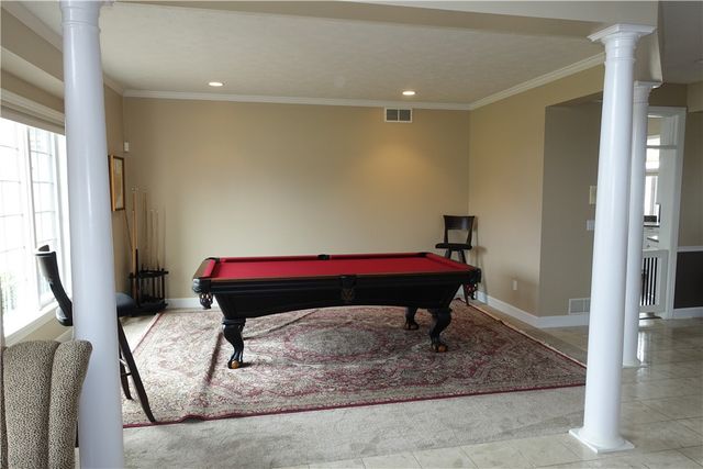 5 Blue Pine Circle, Penfield, NY 14526