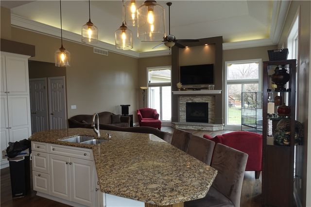 5 Blue Pine Circle, Penfield, NY 14526