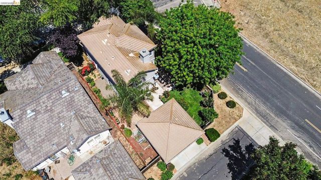 52 Rockwell St, Brentwood, CA 94513