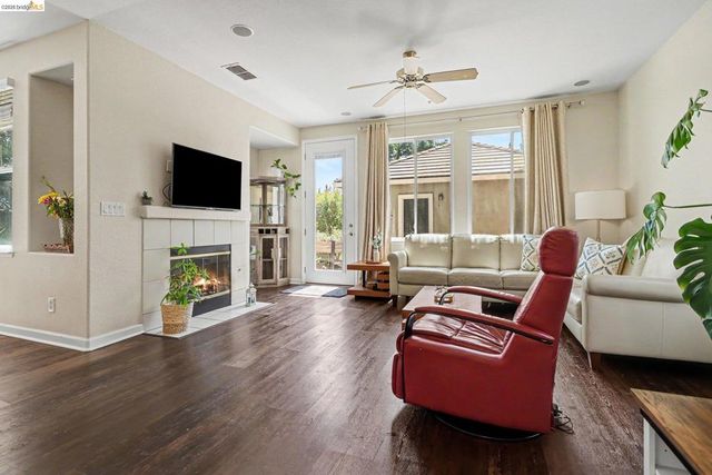 52 Rockwell St, Brentwood, CA 94513