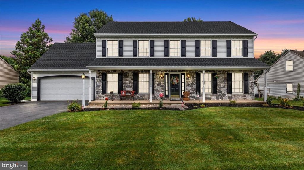 319 GOLD FINCH DR, Palmyra, PA 17078