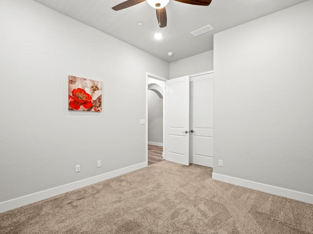 Image 51 of property listing at 1734 N Park Avenue, Clovis, CA 93619