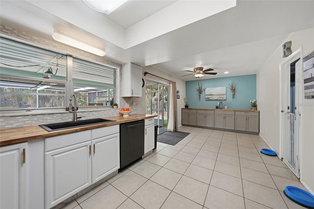 15223 CHAMBERLAIN BOULEVARD, Port Charlotte, FL 33953