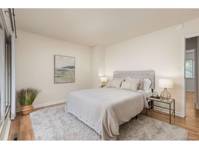 800 W Moorhead Cir E, Boulder, CO 80305