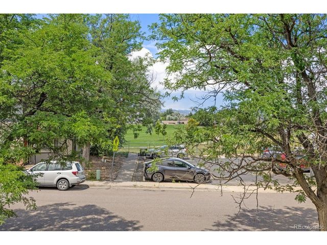 800 W Moorhead Cir E, Boulder, CO 80305