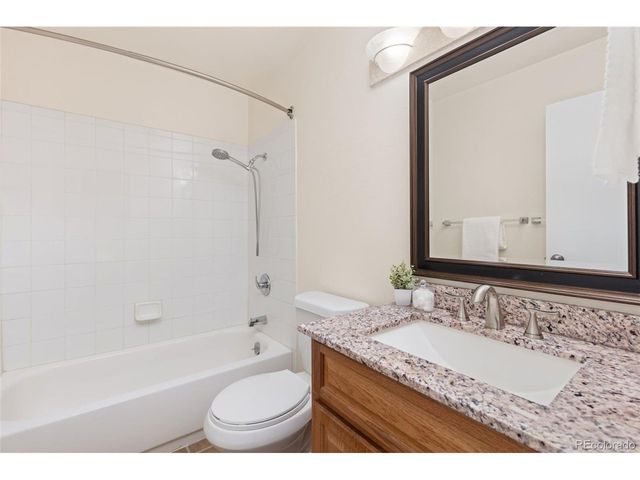 800 W Moorhead Cir E, Boulder, CO 80305