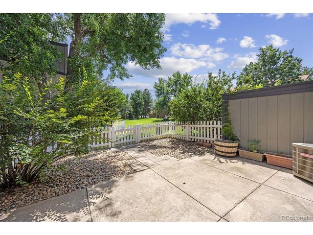 800 W Moorhead Cir E, Boulder, CO 80305