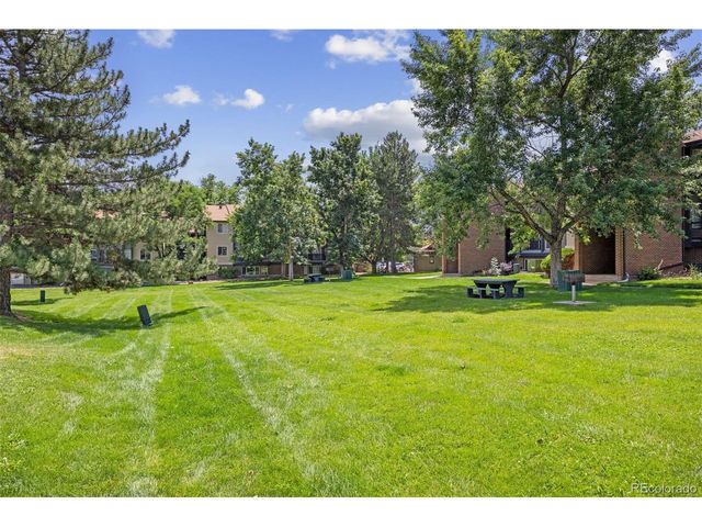 800 W Moorhead Cir E, Boulder, CO 80305