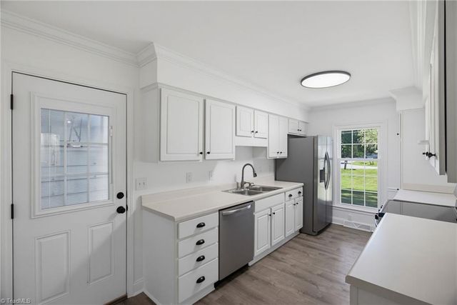 202 Dilworth Road, High Point, NC 27265