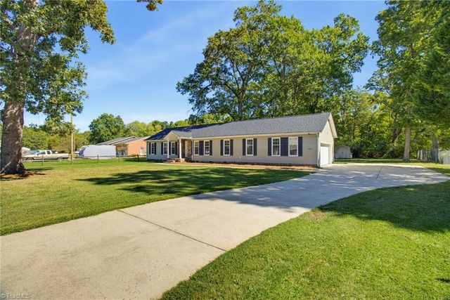 202 Dilworth Road, High Point, NC 27265