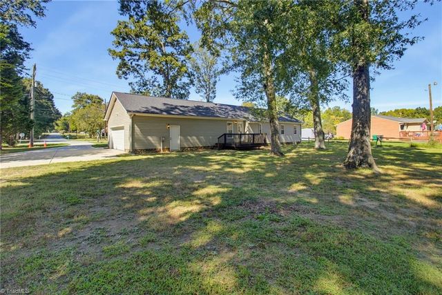 202 Dilworth Road, High Point, NC 27265