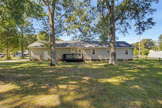 202 Dilworth Road, High Point, NC 27265