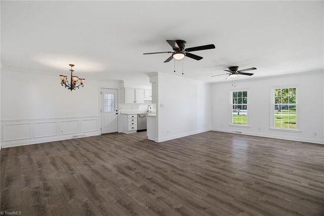 202 Dilworth Road, High Point, NC 27265