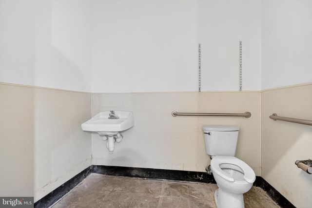 1925-43 W ALLEGHENY AVE, Philadelphia, PA 19132