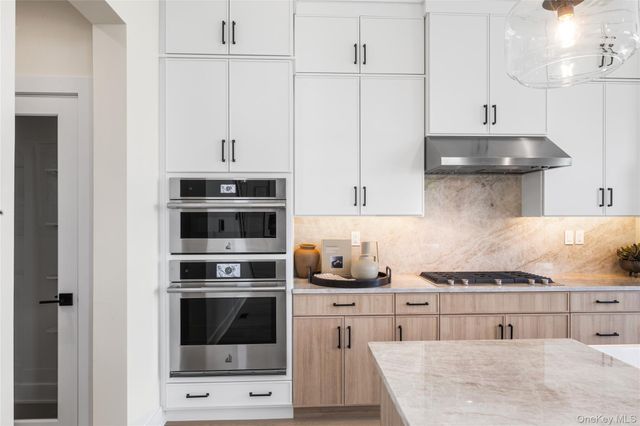 5135 Teaberry Lane 11, Fishkill, NY 12524