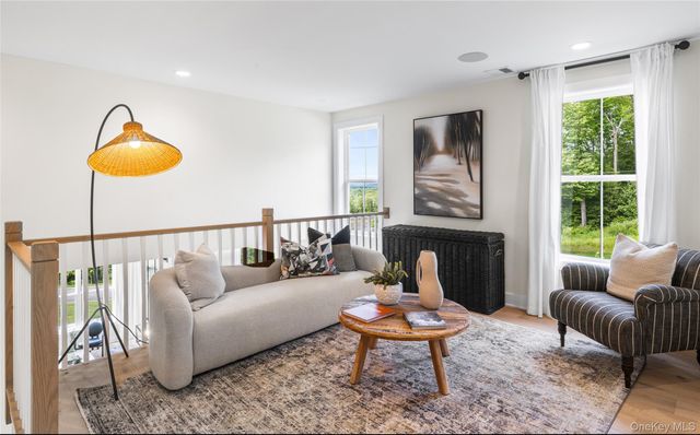 5135 Teaberry Lane 11, Fishkill, NY 12524