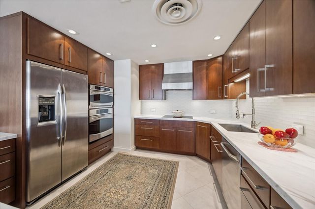 2929 Buffalo Speedway Street A1802, Houston, TX 77098