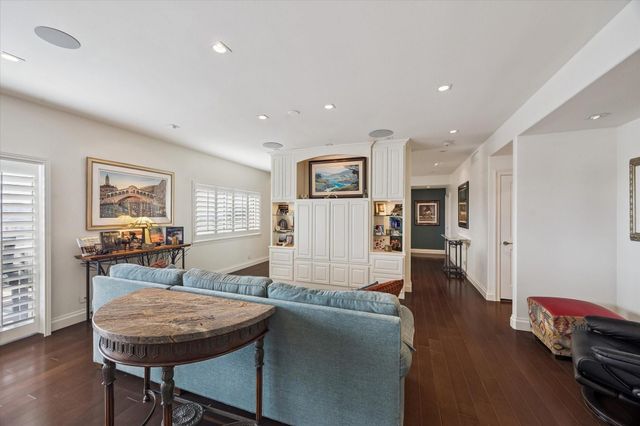 2929 Buffalo Speedway Street A1802, Houston, TX 77098