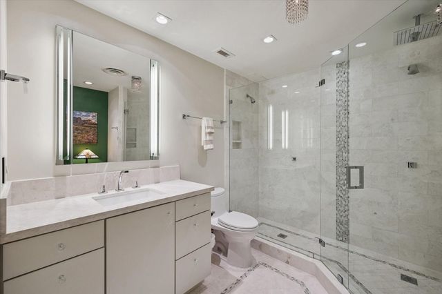 2929 Buffalo Speedway Street A1802, Houston, TX 77098