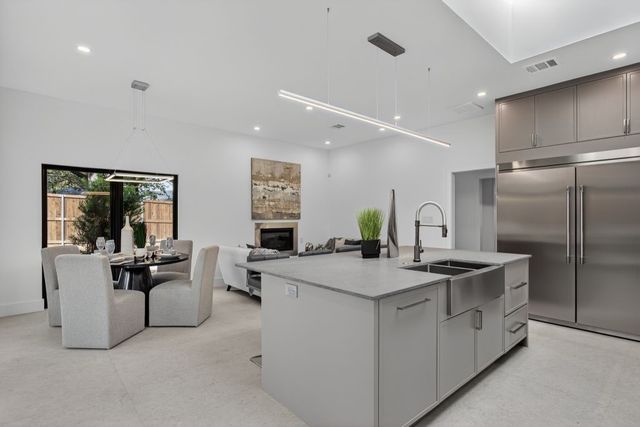 2405 Mesa Drive, Richardson, TX 75080