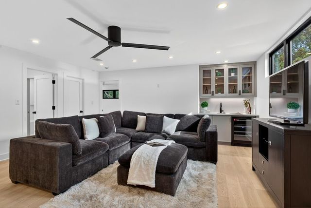 2405 Mesa Drive, Richardson, TX 75080