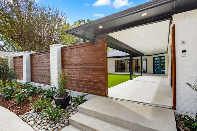 2405 Mesa Drive, Richardson, TX 75080