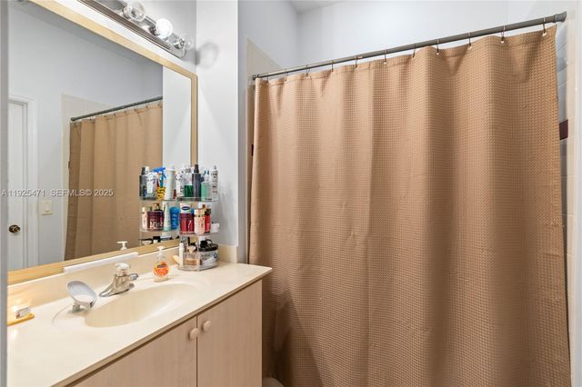 10997 SW 238th TER, Homestead, FL 33032