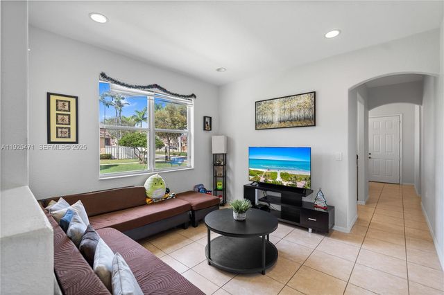 10997 SW 238th TER, Homestead, FL 33032