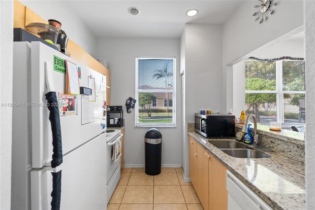 10997 SW 238th TER, Homestead, FL 33032