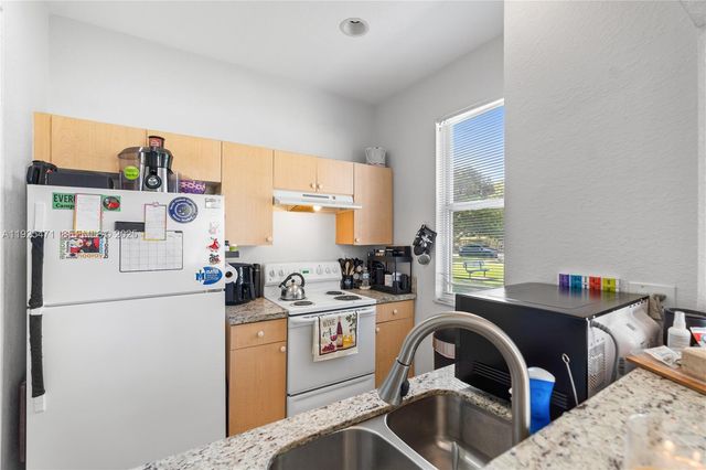 10997 SW 238th TER, Homestead, FL 33032