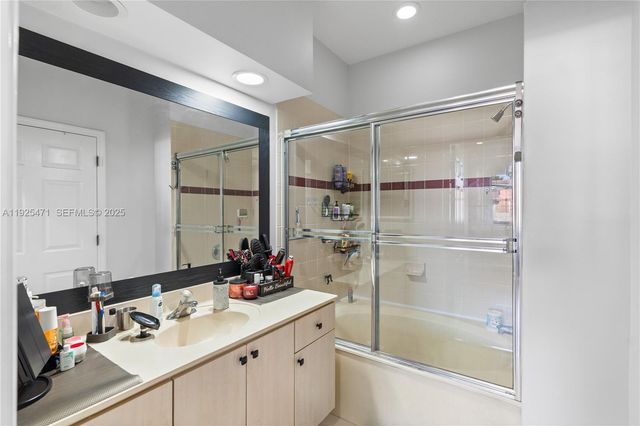 10997 SW 238th TER, Homestead, FL 33032