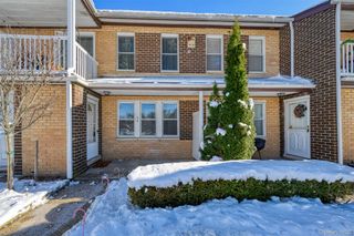 64 Artist Lake Drive, Middle Island, NY 11953