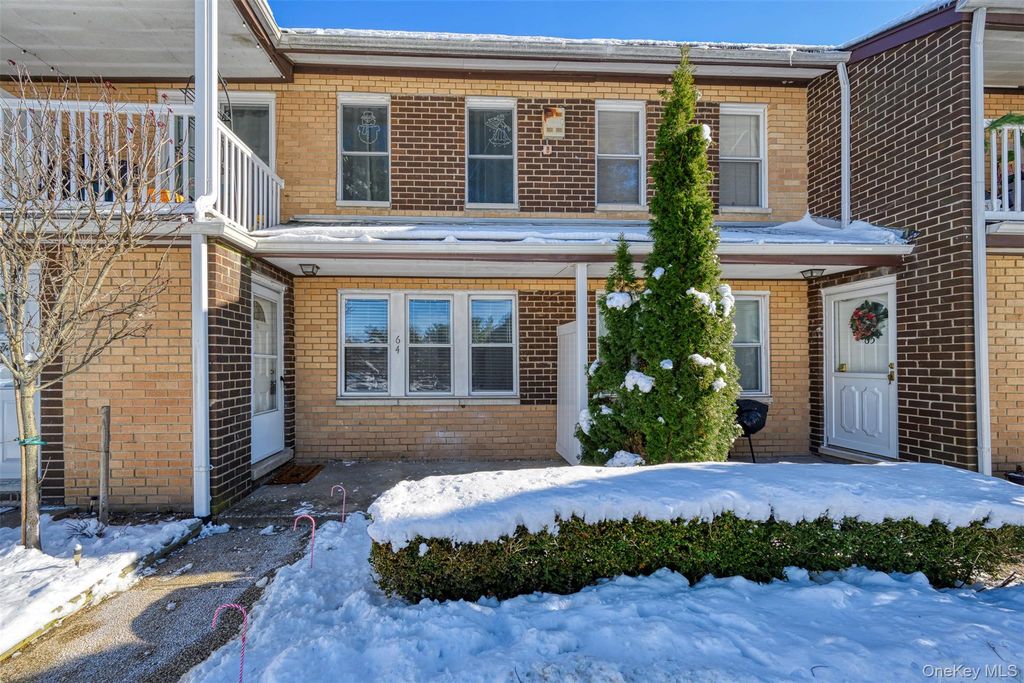 64 Artist Lake Drive, Middle Island, NY 11953