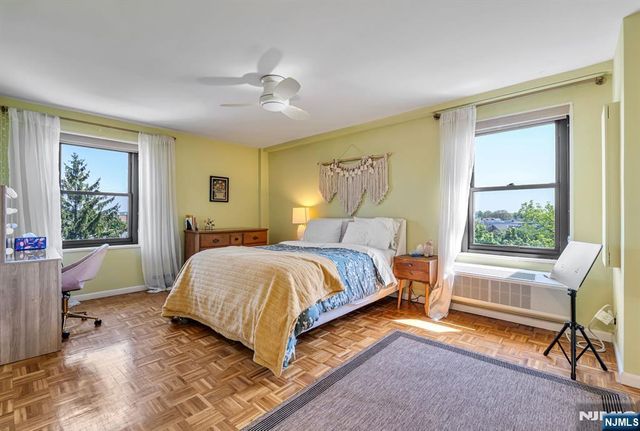 2352 Linwood Avenue 6C, Fort Lee, NJ 07024