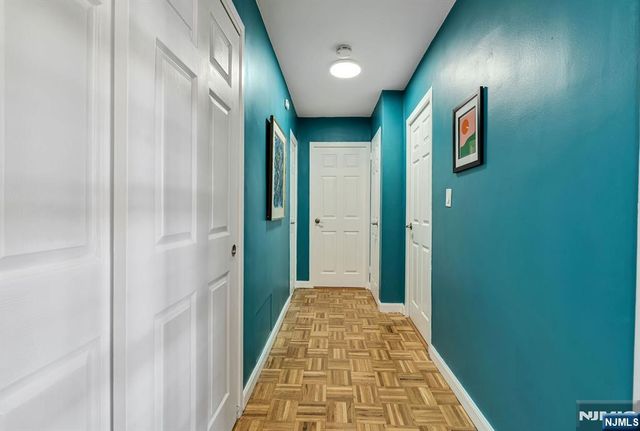 2352 Linwood Avenue 6C, Fort Lee, NJ 07024