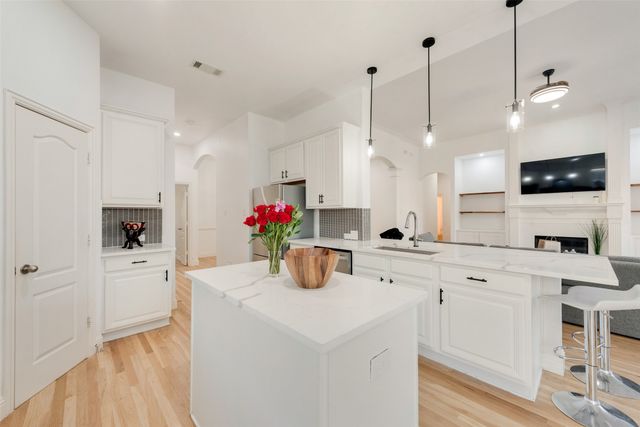 2314 Barret Drive, Frisco, TX 75033