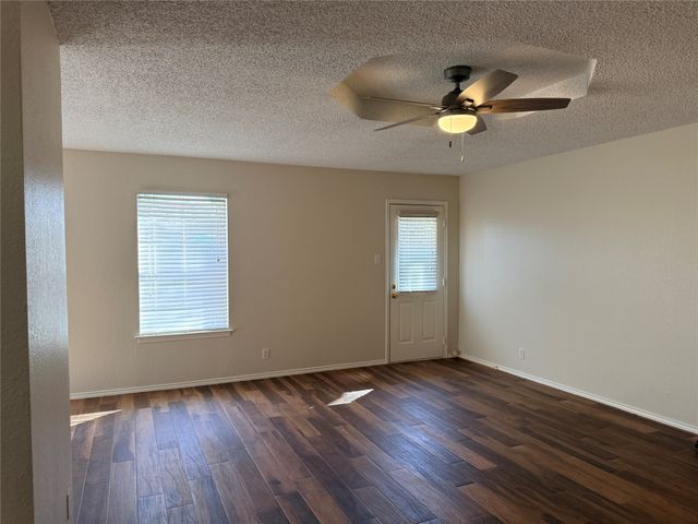 1620 May Street, Denton, TX 76209