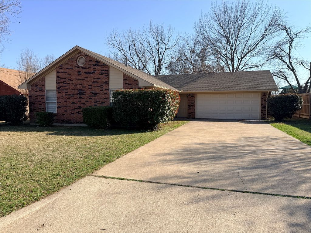 1620 May Street, Denton, TX 76209