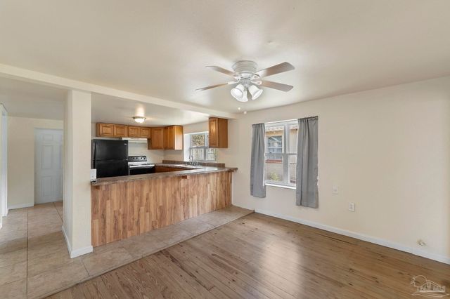 1910 W Lloyd St, Pensacola, FL 32501