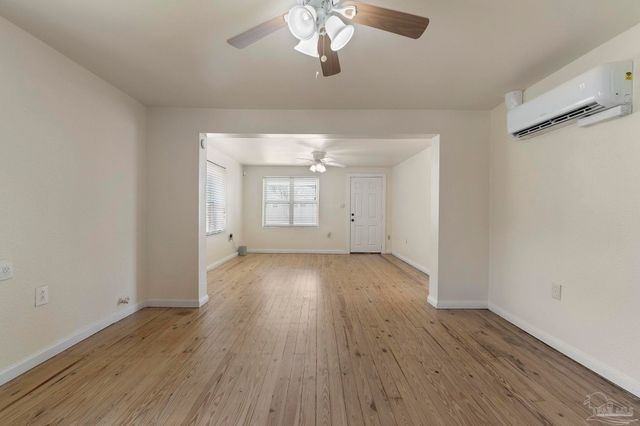 1910 W Lloyd St, Pensacola, FL 32501