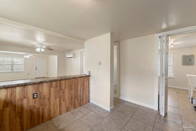 1910 W Lloyd St, Pensacola, FL 32501