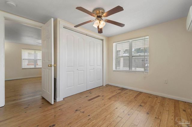 1910 W Lloyd St, Pensacola, FL 32501