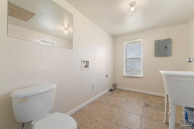 1910 W Lloyd St, Pensacola, FL 32501