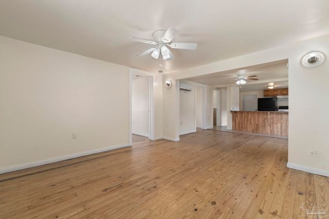 1910 W Lloyd St, Pensacola, FL 32501