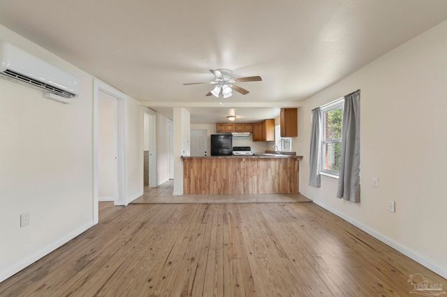 1910 W Lloyd St, Pensacola, FL 32501