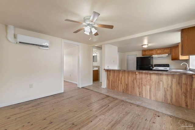 1910 W Lloyd St, Pensacola, FL 32501