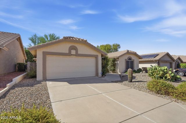 8461 W ROSEMONTE Drive, Peoria, AZ 85382