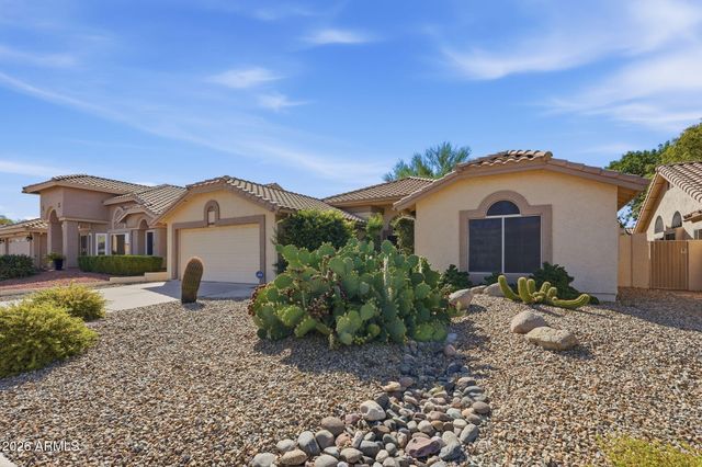 8461 W ROSEMONTE Drive, Peoria, AZ 85382