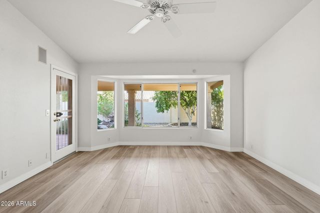 8461 W ROSEMONTE Drive, Peoria, AZ 85382