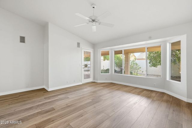 8461 W ROSEMONTE Drive, Peoria, AZ 85382